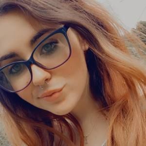 Meet your Posher, Dakota